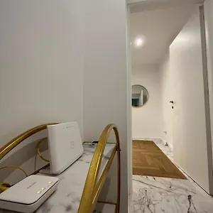  Appartamento Savoia House, Modern Near Borghese Italia